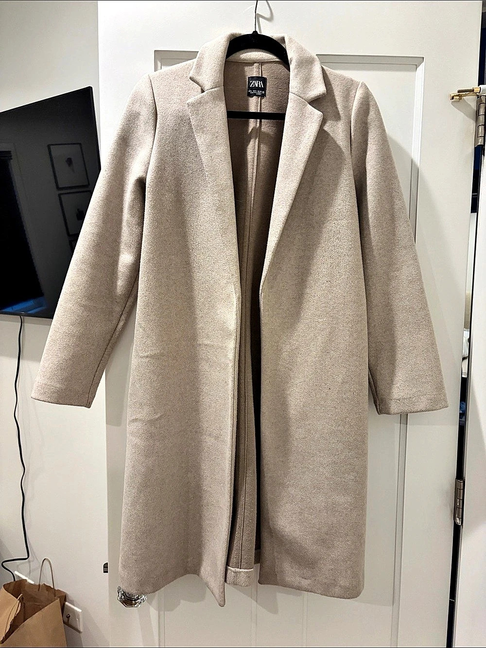 Zara Long Coat in Beige Size Medium Like New